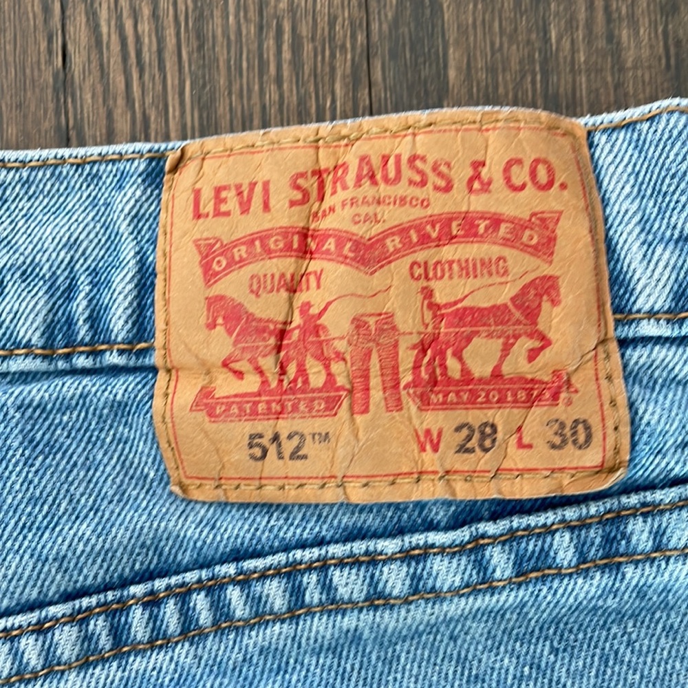 BUNDLE MENS 28x30 DISTRESSED JEANS-AE & LEVIS SLIM FIT - Picture 8 of 9